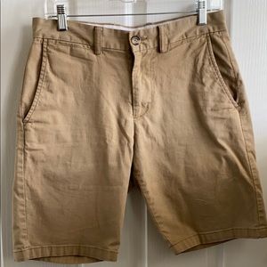 Old Navy Men’s Khaki Shorts